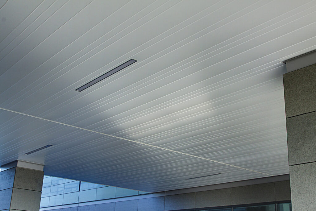 Diagonal Metal Ceiling Linear 75 150 225C Exterior Cladding Ceilings Sun Louvres Raised Flooring Manufacturer Supplier Indore Madhya Pradesh India (4)